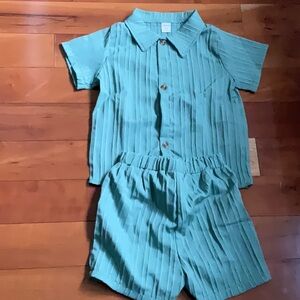 Kids two piece outfit, short sleeve shirt, short pants